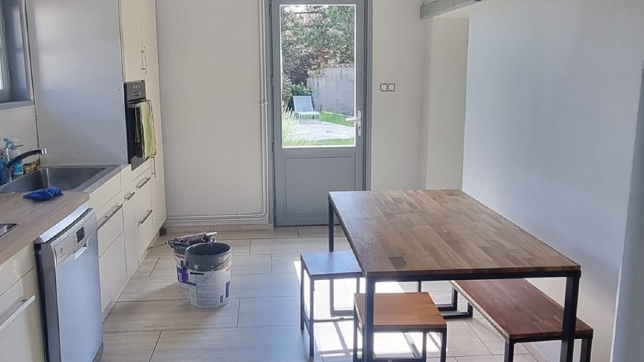 Rénovation peinture cuisine – Guéreins (01)