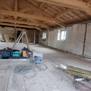 Rénovation plateau au Château de Tavernost à Francheleins