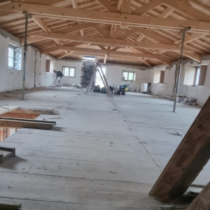 Rénovation plateau au Château de Tavernost à Francheleins