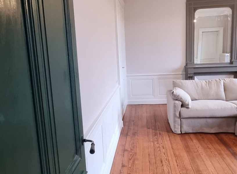 Rénovation à Bagnols : élégance retrouvée