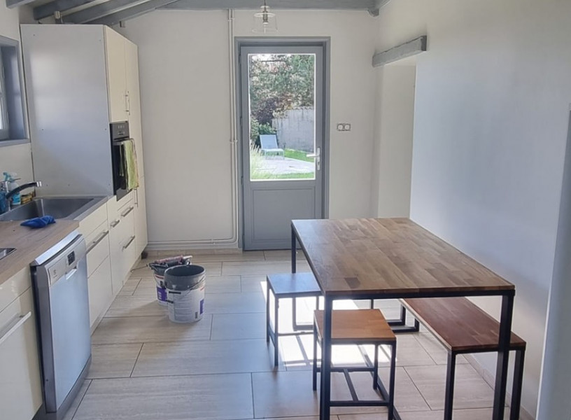 Rénovation peinture cuisine – Guéreins (01)